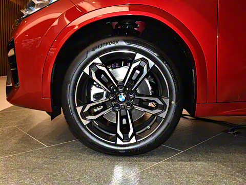 2025�� sDrive25i M�˶���װ