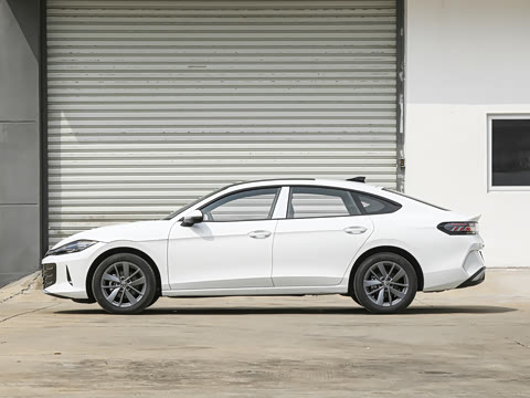 2026�� ���L 300TSI �趯��