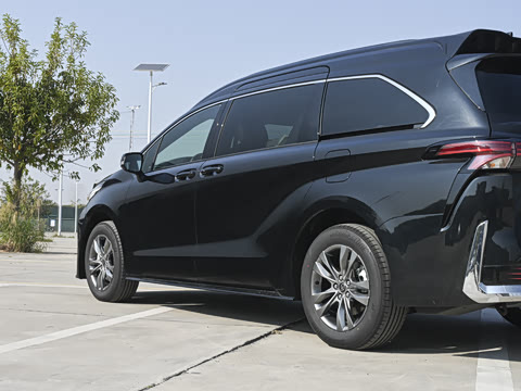 2025�� 2.5L ������