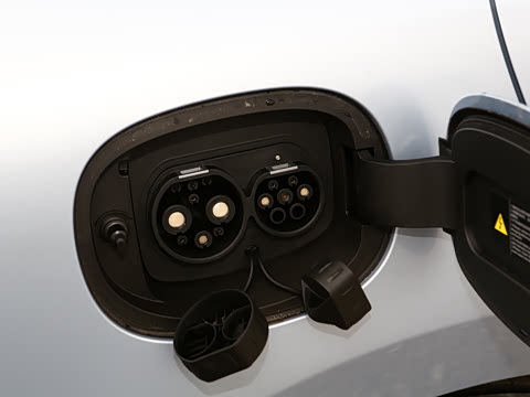 2025�� EV 470KM������