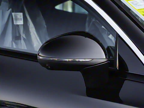 2025 Ŀ AMG CLE 53 4MATIC+ ܳ