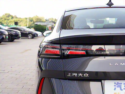 2026�� ���L 300TSI ��а�