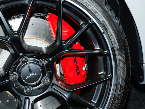 2026�� AMG CLE 53 4MATIC+ ������ܳ�