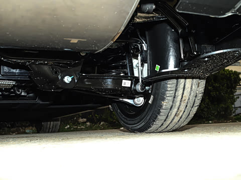 2026�� 225km EM-i Զ�����ǺӰ�