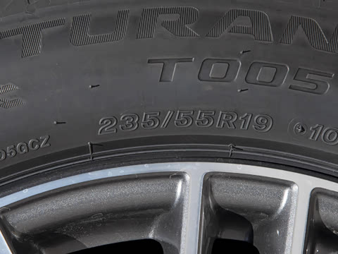 2026�� GLC 300 L 4MATIC ������ 5��