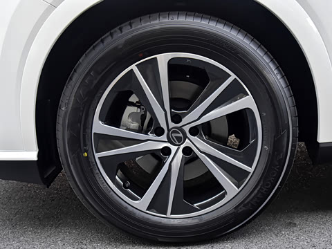 2026�� 350h ����������