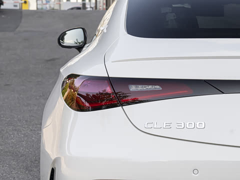 2026�� CLE 300 4MATIC �����ͽ��ܳ�