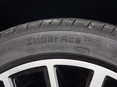 2027�� 670������