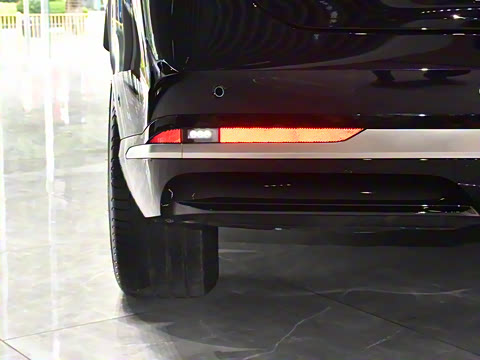 2025�� 670 Max��