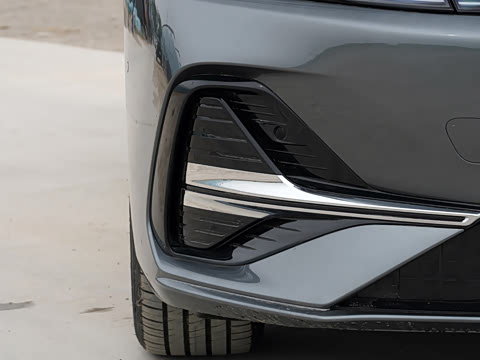 2026�� EM-i 235km ̽��+��
