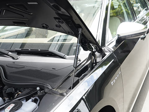 2026�� A8L Horch��ʼ�˰� 60TFSI