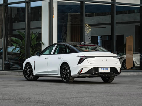 2026�� 2.0T ������