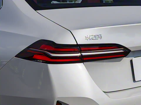 2026�� 530Li ������ M�˶���װ