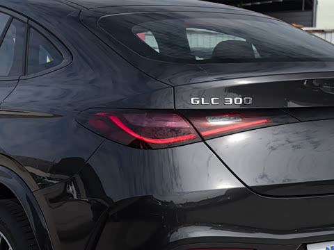 2026�� GLC 300 4MATIC ����SUV