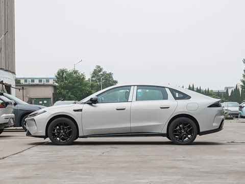 2026�� 560MAX