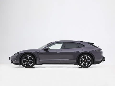2026�� Taycan 4 Cross Turismo