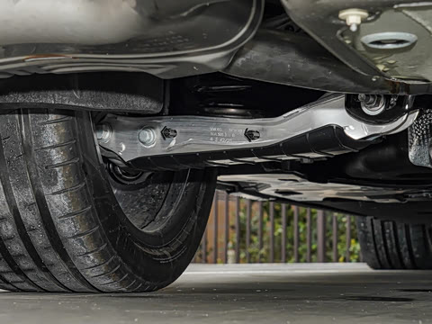 2026�� 2.0T �߹��� �˶���