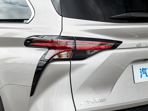 2027�� 2.5L ˫����������
