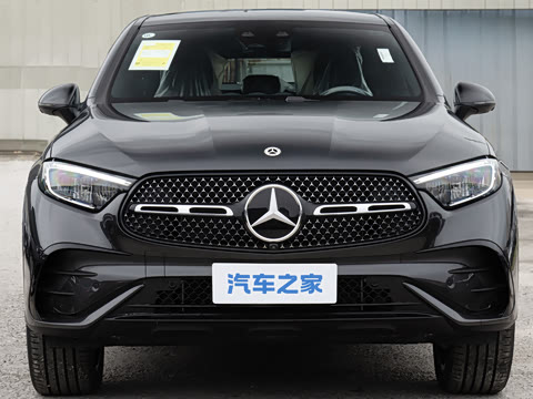 2026�� �Ŀ� GLC 300 4MATIC ����SUV
