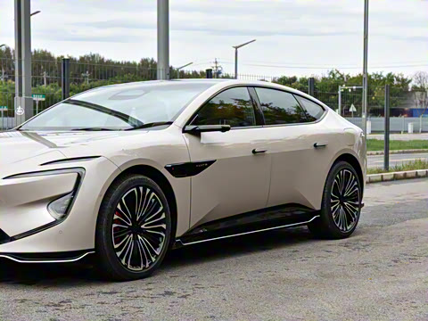 2026�� Ultra ���̰�