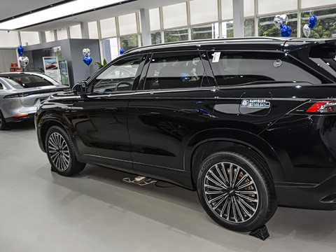 2025�� 210 ������