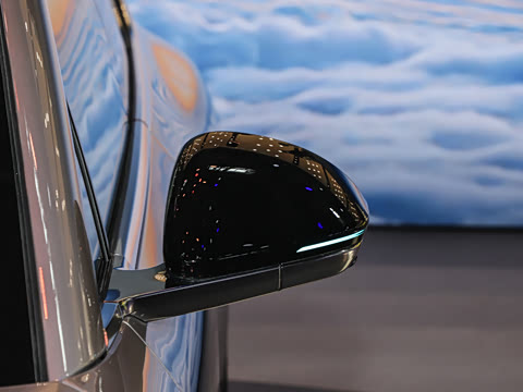 2025�� 102kWh ��ƽ���ر��