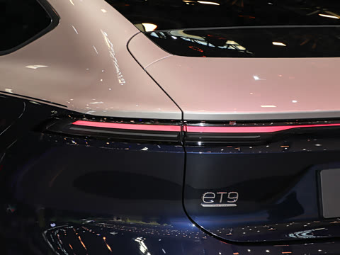 2025�� 102kWh ��ƽ���ر��