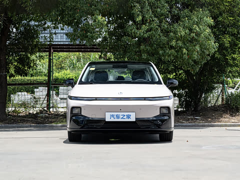 2027�� 670������