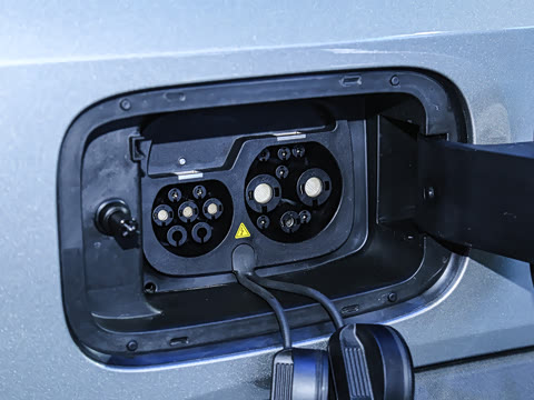 2026�� PLUS 211km XWD ���� 7��