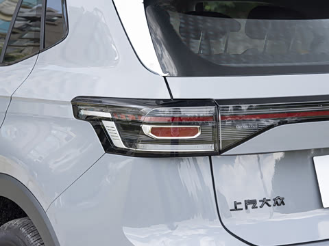 2026�� ���� 300TSI ������