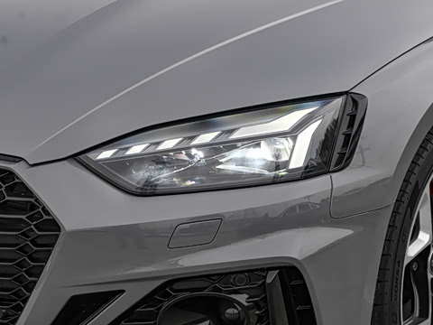 2025�� RS 5 2.9T Sportback ȼ���