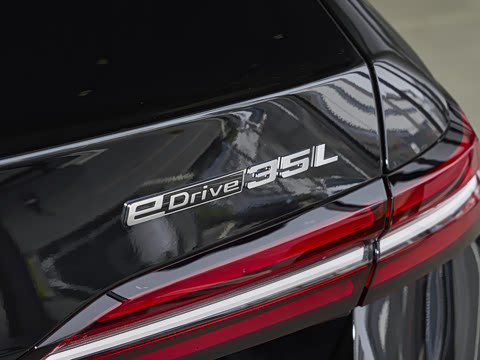 2026�� �Ŀ� eDrive 35L M�˶���װ
