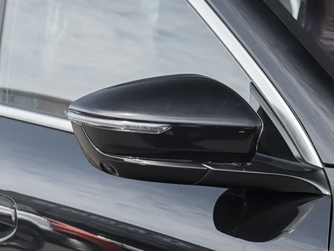 2026�� 2.0TD �Զ���Ӣ 5��