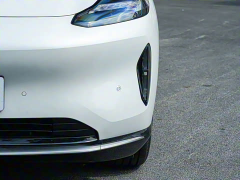 2025�� 670 Max��