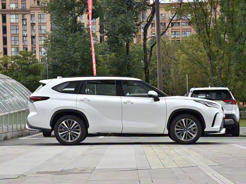 2026�� 2.5L HEV����������