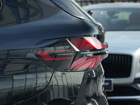 2026�� xDrive 40Li ������M�˶���ҹ��װ