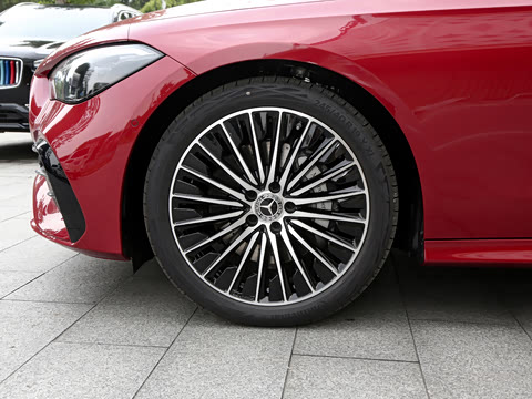 2026�� �Ŀ� CLE 300 4MATIC �����ͽ��ܳ�