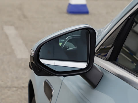 2026�� 260L ����������