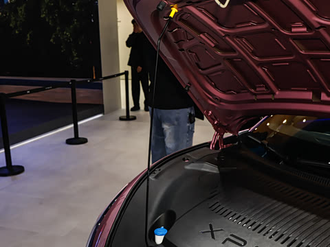 2026�� 610 �������� Max