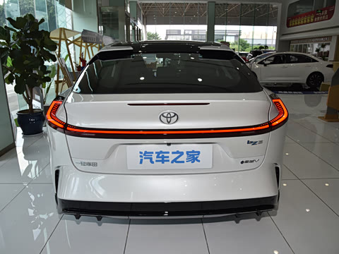 2027�� 550 PRO