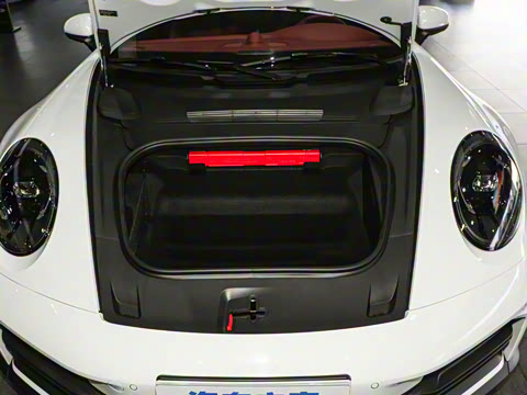 2026�� Carrera 3.0T