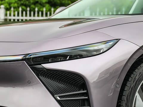 2027�� ���� 860 Max�����״��