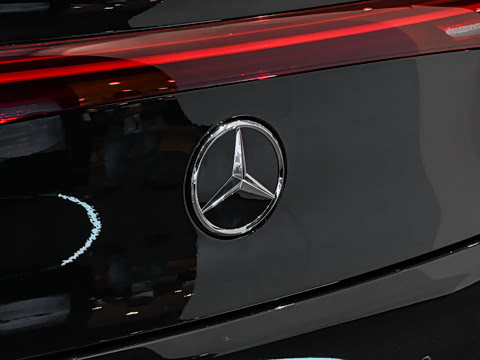 2025�� 500 4MATIC