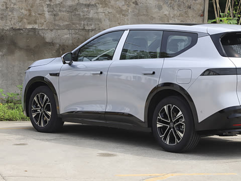 2026�� ���� 310 Max