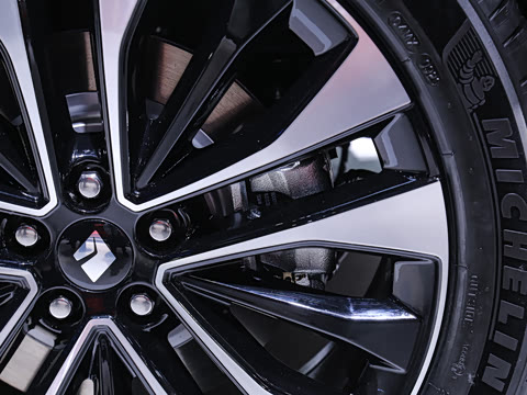 2026�� 235km ����Ǭ��������