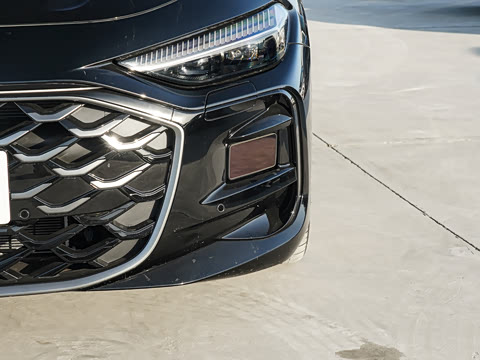 2026�� TFSI quattro 200kW �콢������