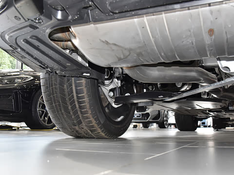 2025�� xDrive 40Li M�˶���ҹ��װ