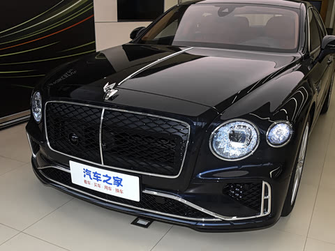 2026�� 4.0T V8 ��׼��