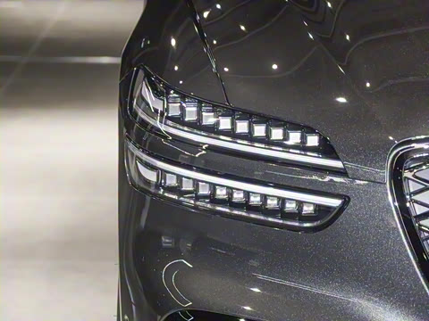 2025�� 2.5T �����콢��