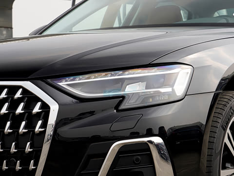 2026�� A8L 45 TFSI quattro ������
